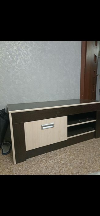 Комод по Телевизер и шкаф