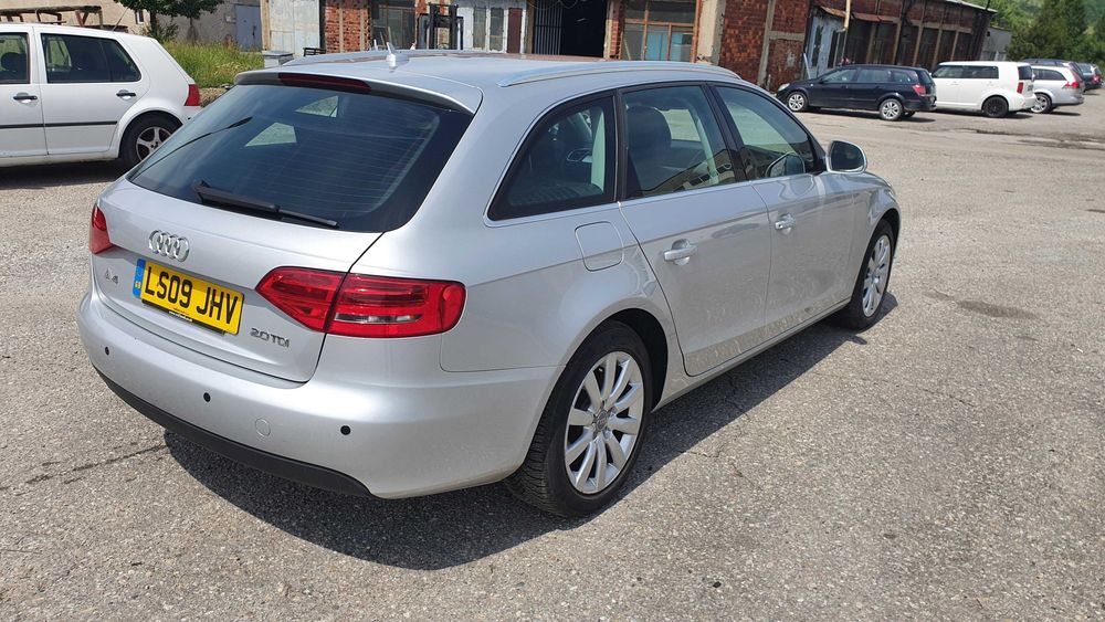 АУДИ А-4 2.0 TDI 143 k.c.2010 г НА ЧАСТИ.