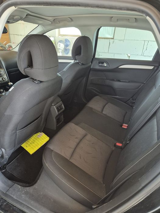 Citroen C4 1.6 HDI 2011 panoramic avariată