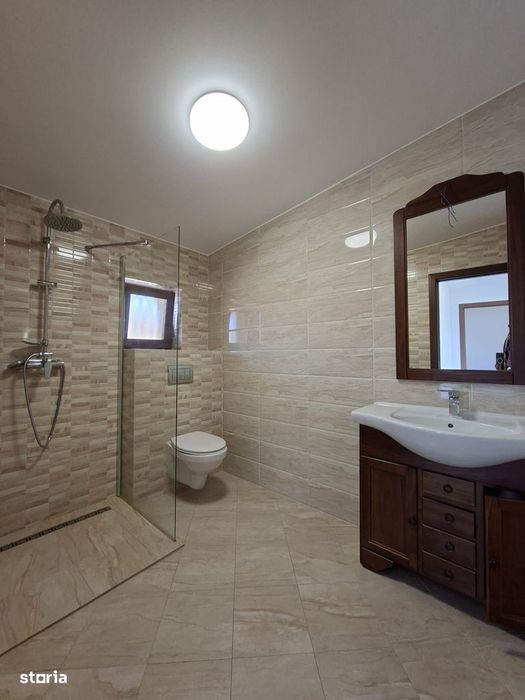 Casa/Vila De Inchiriat In Borhanci