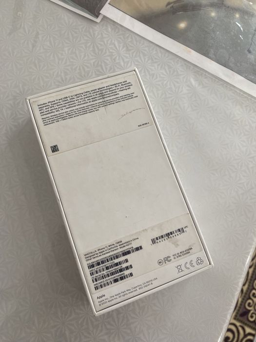 Айфон 11  128 гб