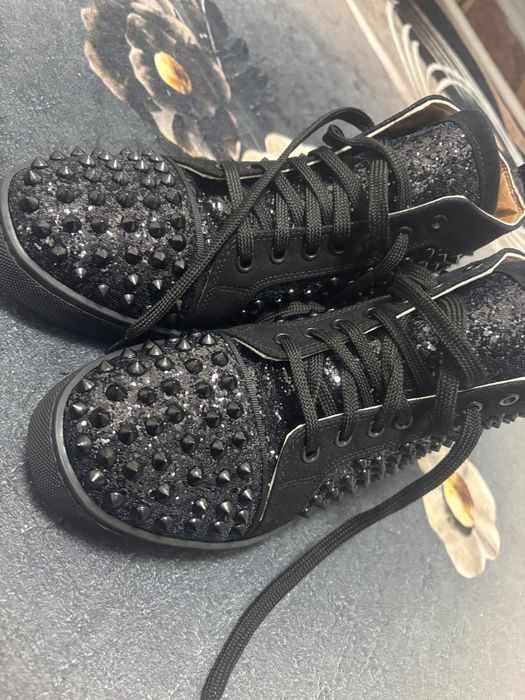 Adidasi louboutin barbati