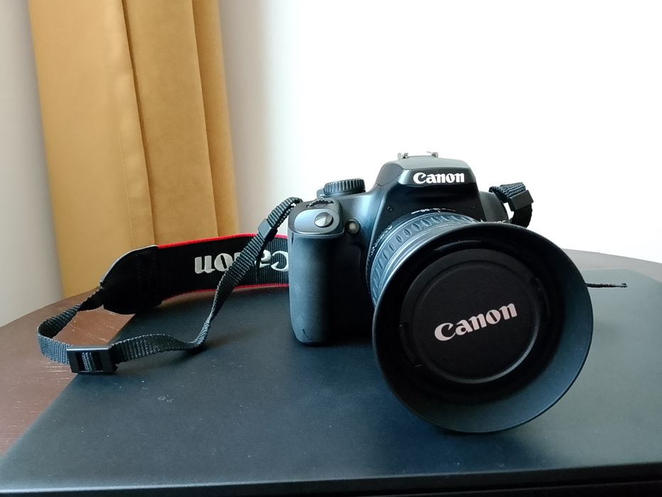 Canon EOS 1000D / camera/