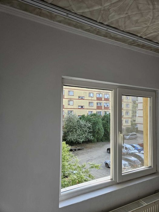 Garsoniera renovata etajul 2 din 4 strada Rarau zona Renk