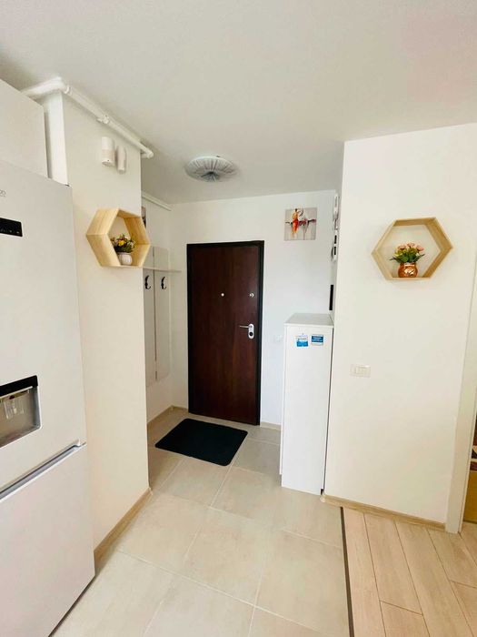 Studio de inchiriat etaj 1 Brasov 40 mp Coresi Top City parcare mobilt si utilat