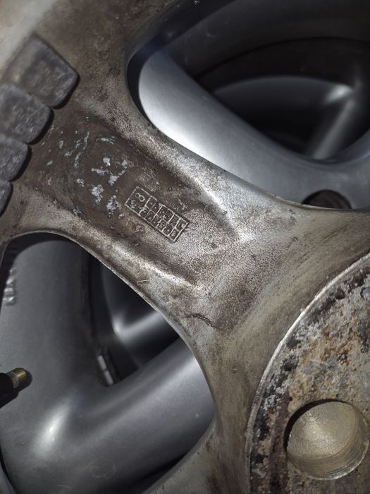 Jante aliaj 7J x R15 in 4 prezoane x 100 pentru Dacia, Renault, VW