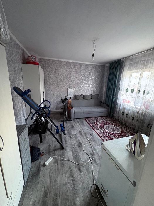 Продается Дом 100^2 метров, 8 соток