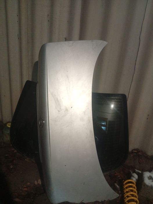 Запчасти Мерседес w210