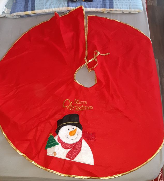 Fustă brad de crăciun  ornamentală  cu diametrul de 100 cm nou