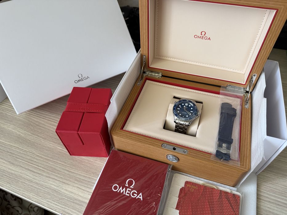 Omega Seamaster Diver 300 42mm blue