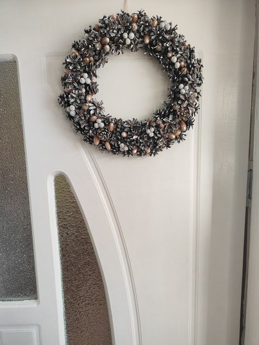 Новогодние венки ручной работы