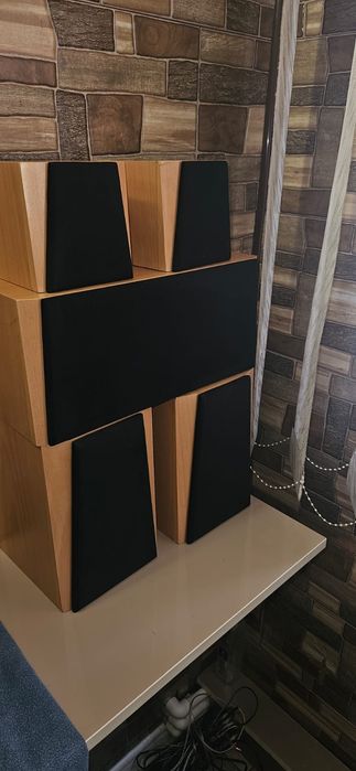 Sateliți sistem genius