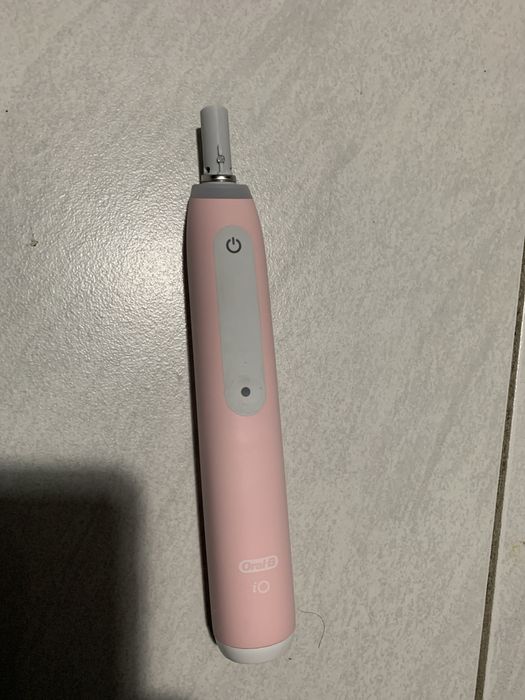 Periuta electrica oral-b iO 3