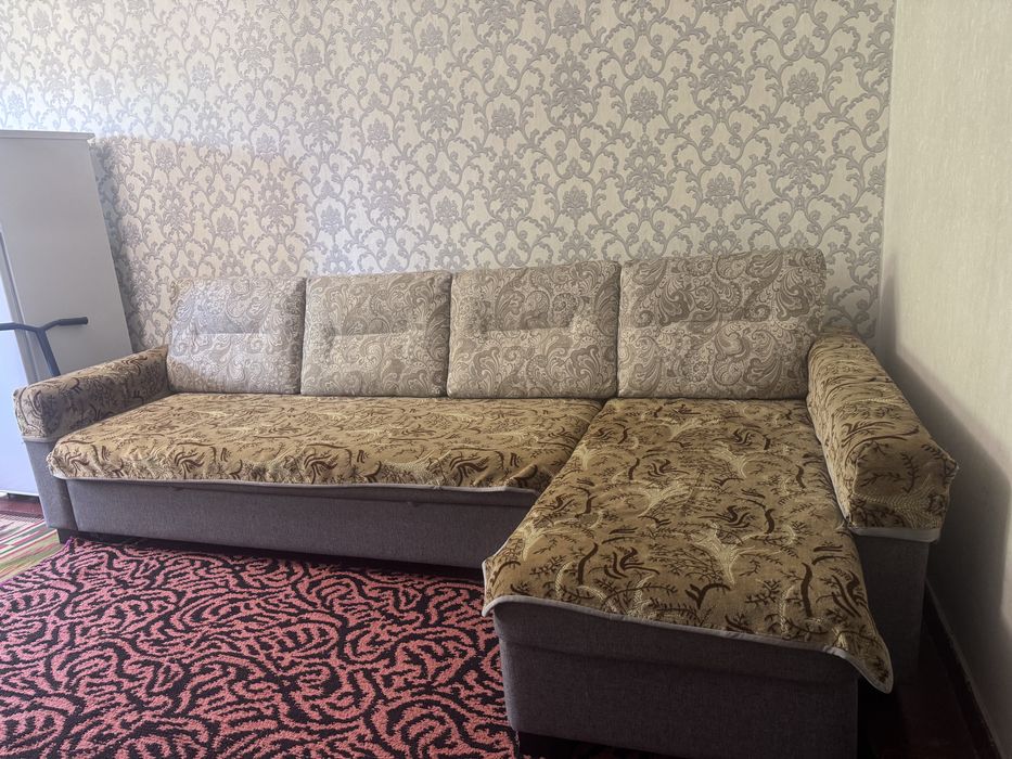Продам угловой диван
