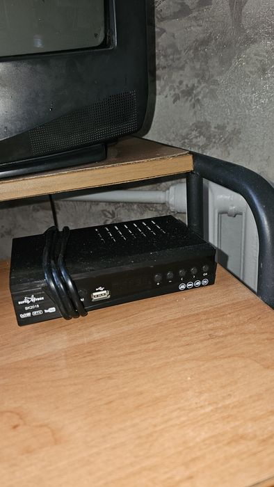 Продам телевизор самсунг