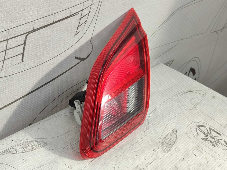 Stop dreaptă haion Opel Corsa E Hatchback 4 USI 2016 1.3 Diesel 2014-2019 Cod OEM: 39012626 (5G3)