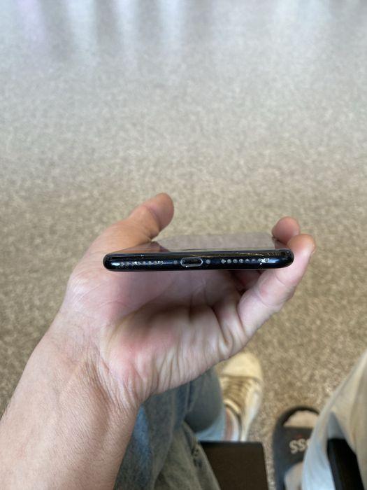 Iphone 7 plus sotiladi
