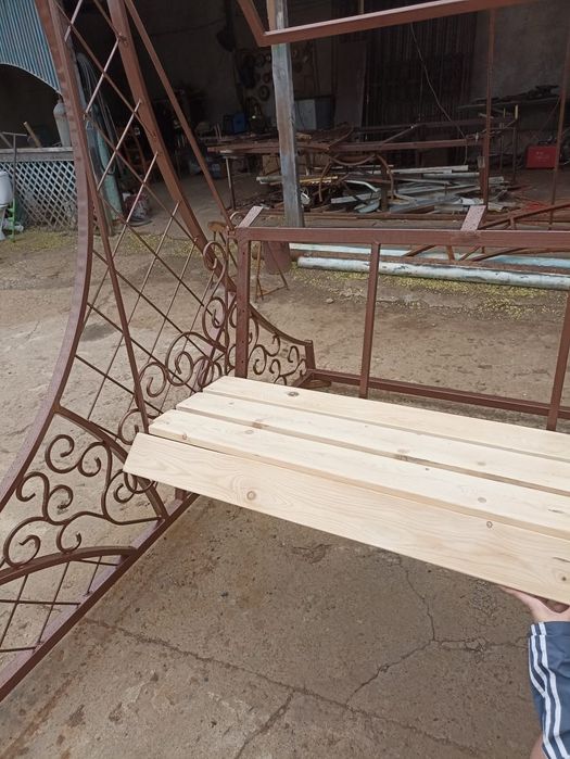 Продам качели в сад.