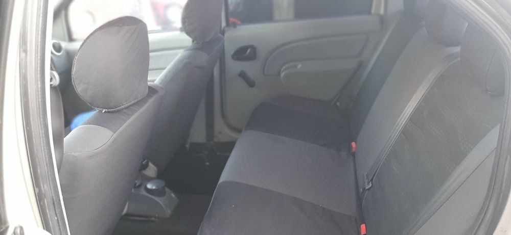 Vand Dacia Logan 1.6