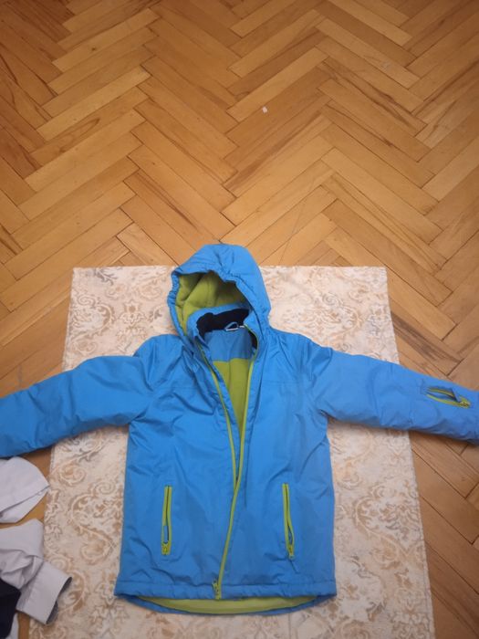 Куртка теплая на мальчика 4999тг