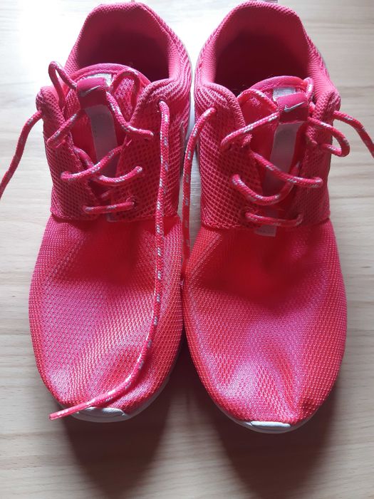 Маратонки NIKE дамски, 38-ми номер