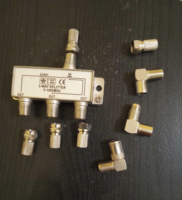 Splitter mufa coaxiala spliter antena tv cu 8 mufe coaxiale incluse