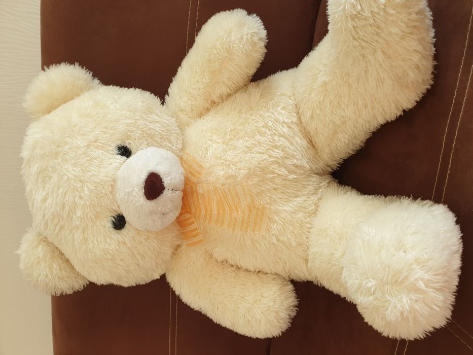 Голямо плюшено мече плюшена играчка