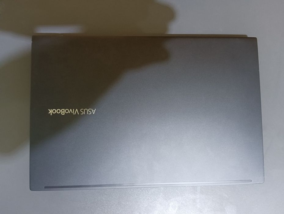 Asus vivobook k513ea oled ddr4 16gb bonus sumka,mishka,kovrik,hdmi