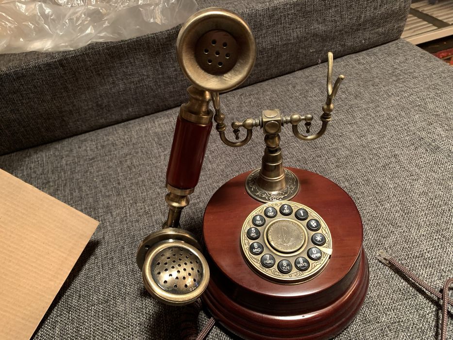 Ретро телефон новый