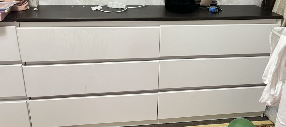 Продам комод для одежды