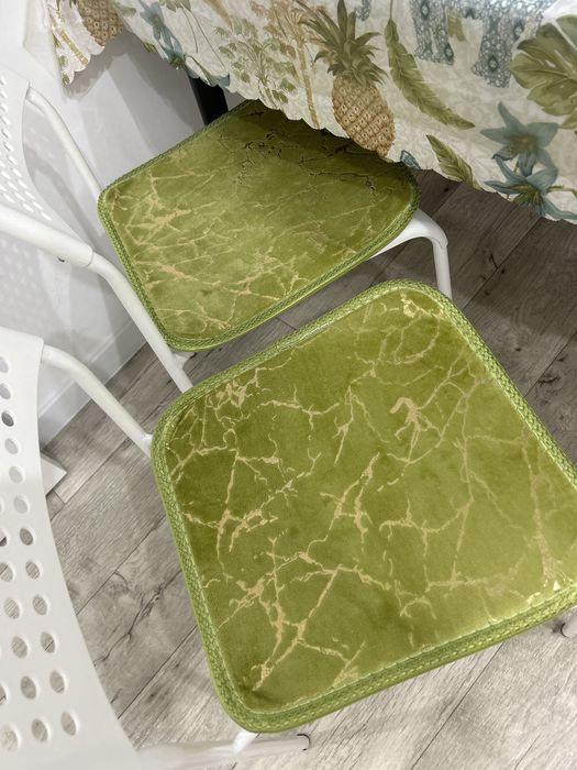 Сидушки на стулья