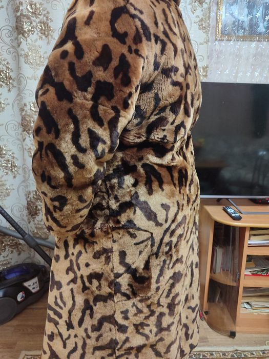 Продам шубу натуралка