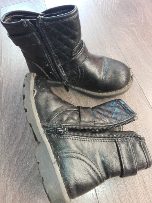 Bluezoo боти, Bisgaard