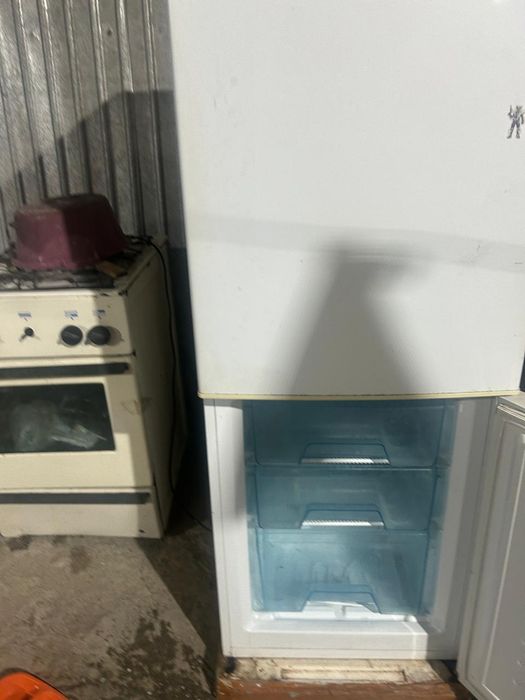 Холодильник Midea