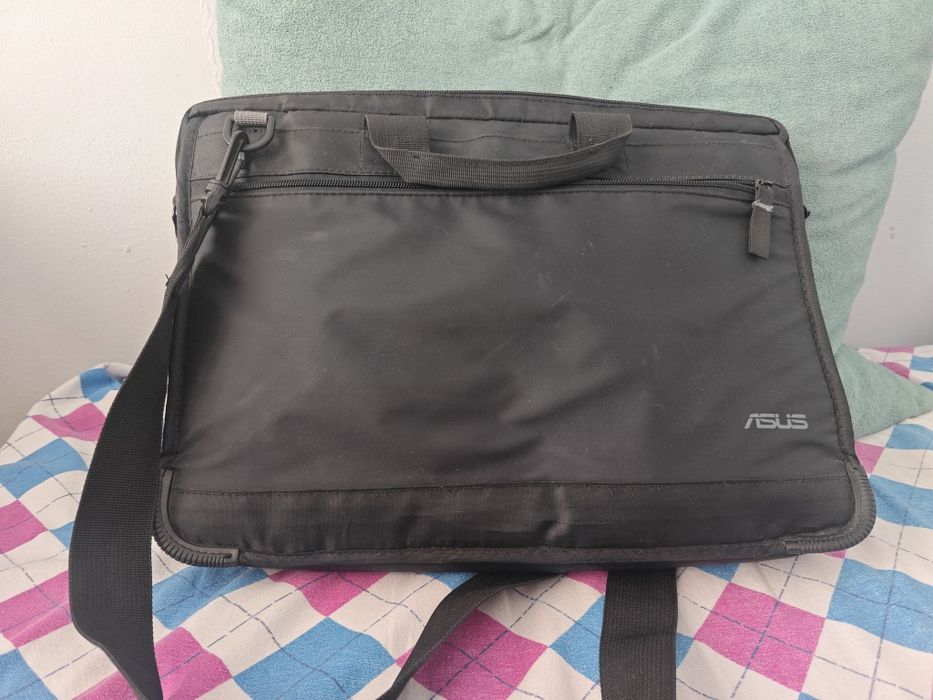 Продам сумку для ноутбука