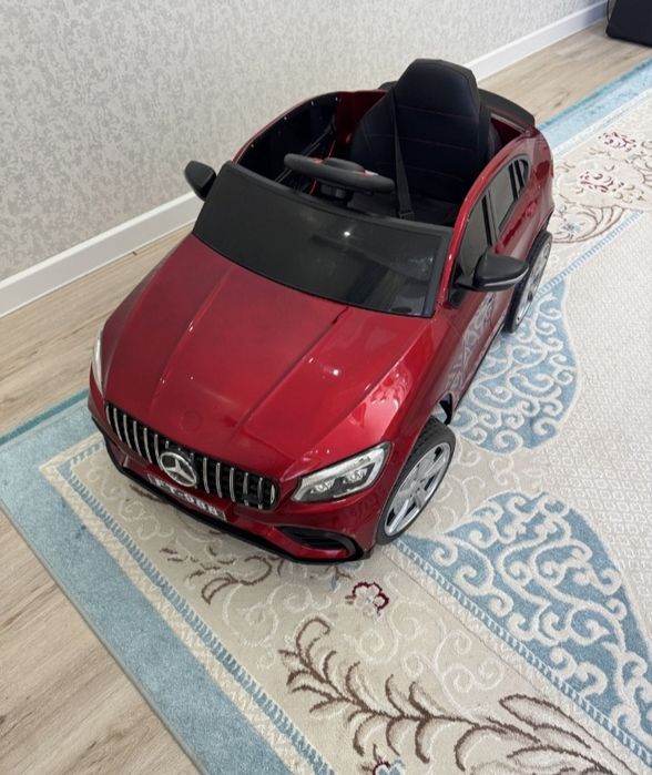 Детский машинка в хорошем состоянии