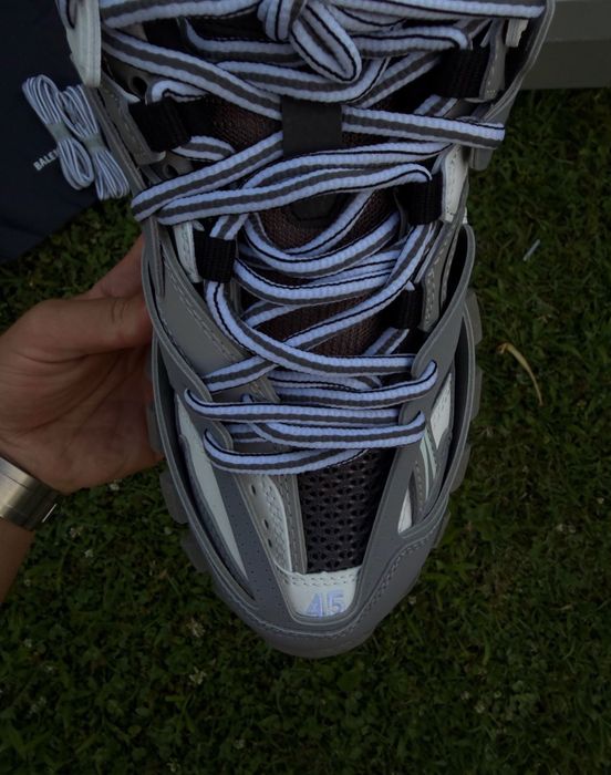 Balenciaga track