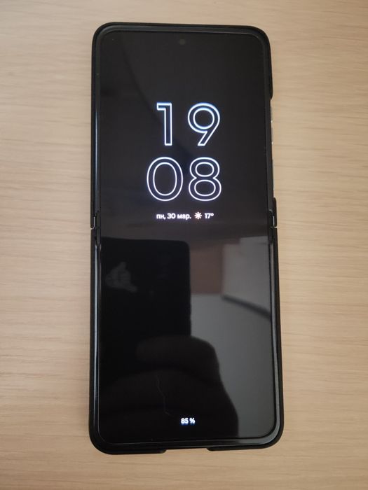 Продаю. Motorola razr 40 ultra