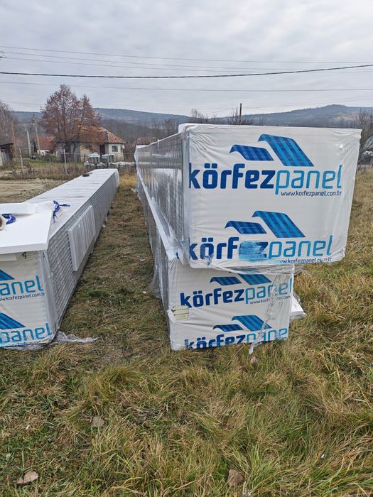 Panouri Sandwich 80 lei mp