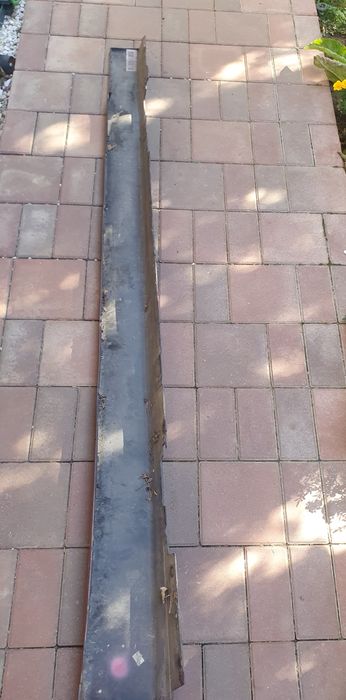 Ornament prag plastic stanga dreapta BMW F30 F31 rosu A75 / gri A17