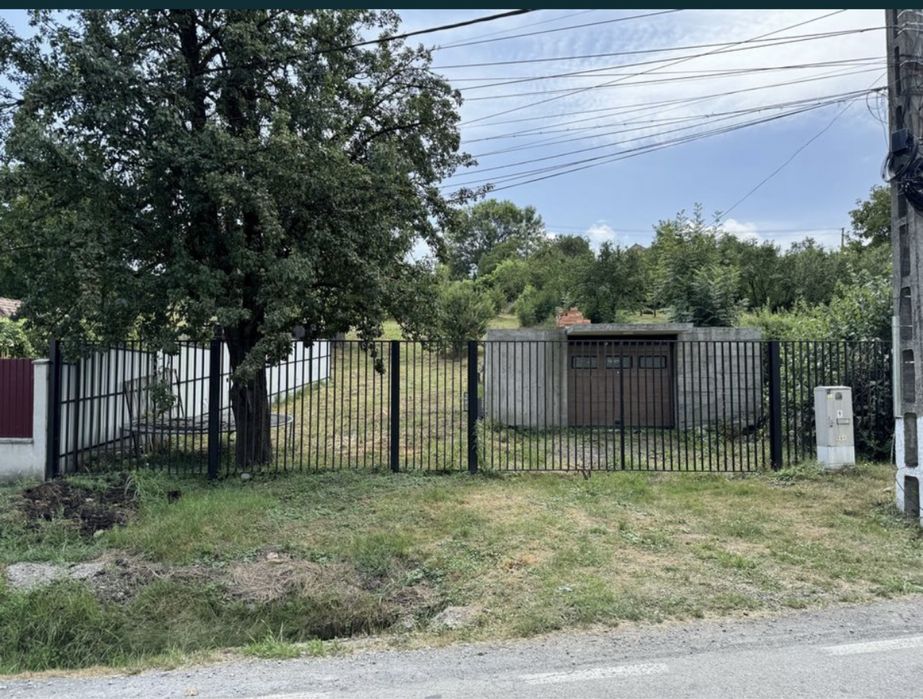 De vânzare Casă în zona centrală