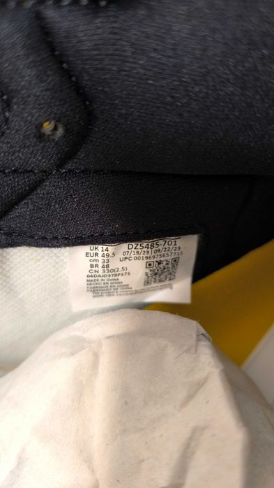 Маратонки Nike Jordan 1 Mid и Nike Jordan Retro High OG