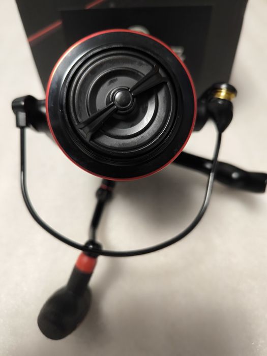 SET 2 Mulinete PRO FL Strategist 8000 10+1 Rulmenti NEW 2024