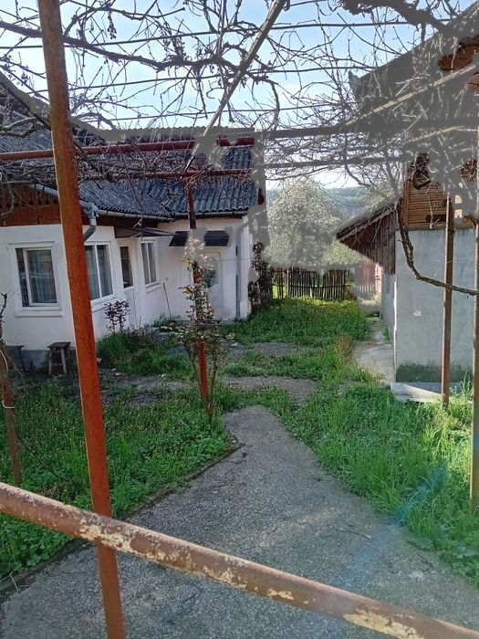 Casă – Valea Stanii - Vedere 2