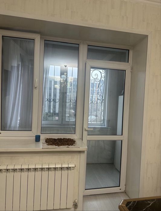 Продаются пластиковые окна для балкона.