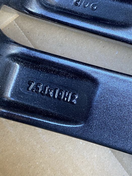 19 цола 5 х 114.3 мм Хюндай  Туксон Киа  Мазда Тойота , Kia , Hyundai