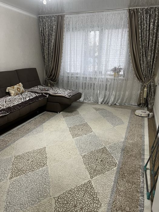 Продам 4 х комнатную квартиру