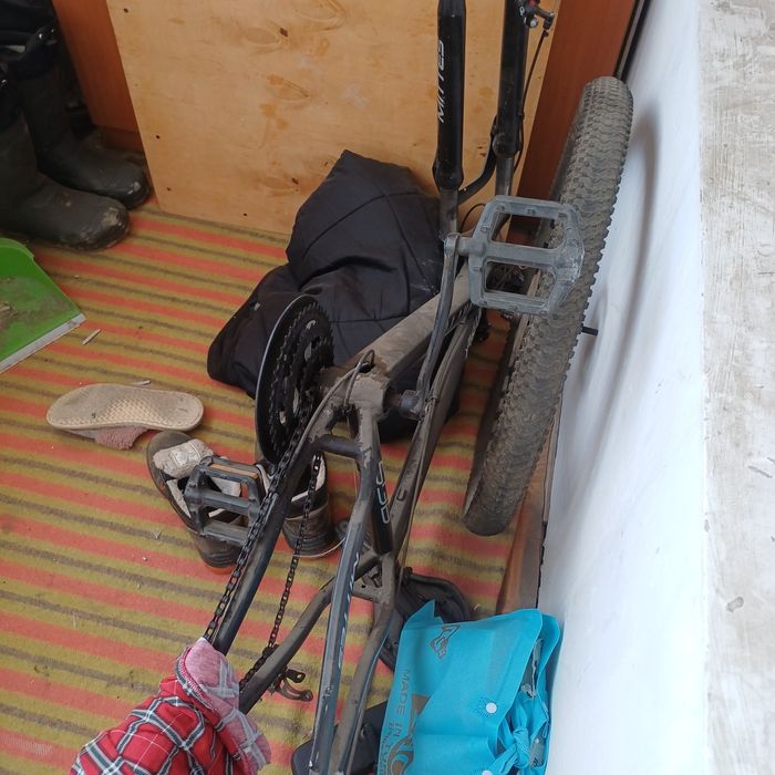 Продам 2 велосипеда один на ходу второй надо собрать