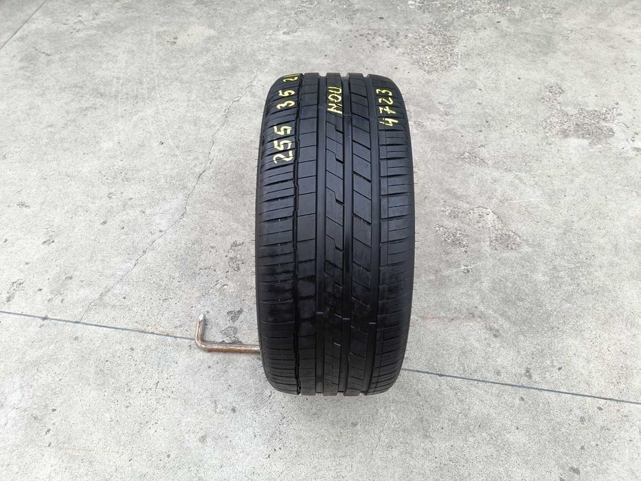 O anvelopa noua de vara 255 35 21 hankook ventus S1 evo3
