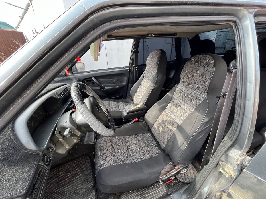 продам 2115 , 2005 года